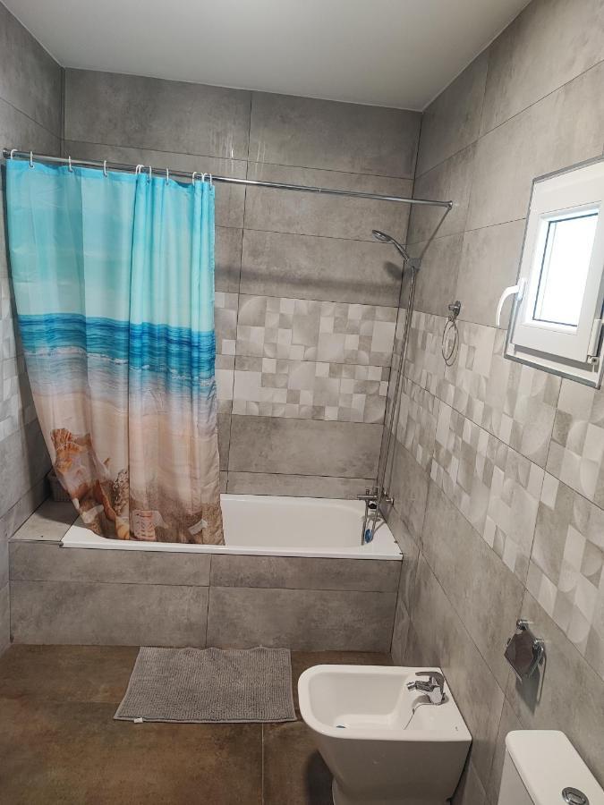 Ferienwohnung Precioso Bajo Muy Grande A 200 Metros De Playa Chipiona Exterior foto